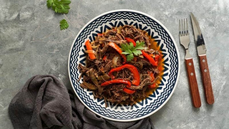 receta fácil de ropa vieja cubana