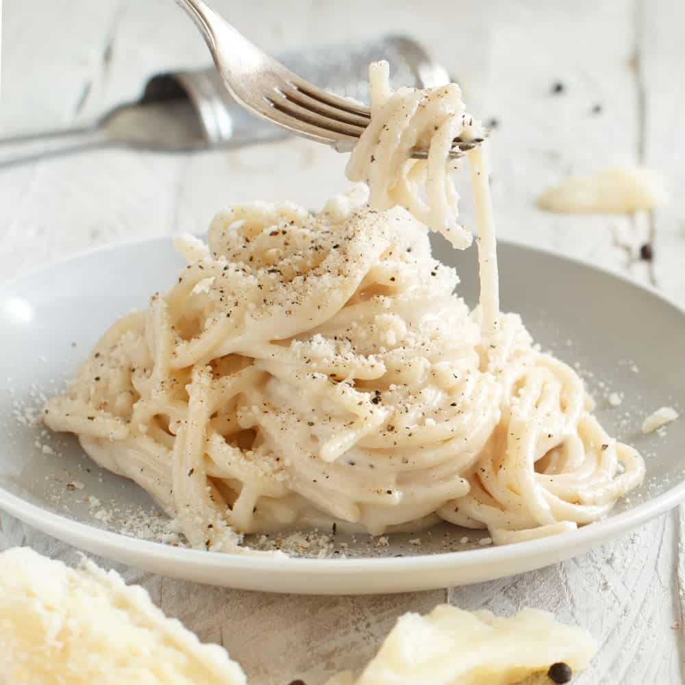 receta facil de cacio e pepe